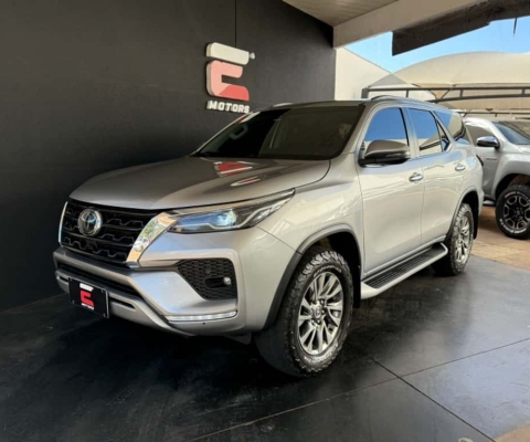 TOYOTA HILUX SW4 2.8 SRX DIAMOND 4X4 TURBO
