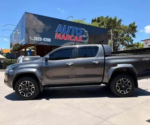 Toyota hilux cd srx 4x4 2.8 tdi 16v diesel aut 2025