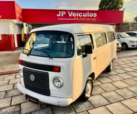 Volkswagen kombi lotaãão 2013