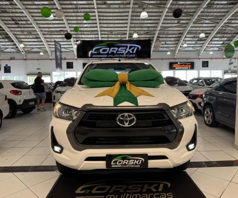 TOYOTA HILUX CDSR A4FD 2022