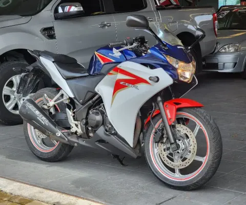 HONDA CBR 250cc BAIXÍSSIMO KM