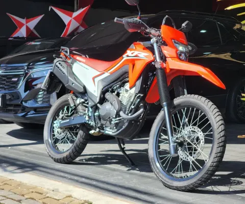 XR 300L TORNADO 2025 BAIXÍSSIMO KM