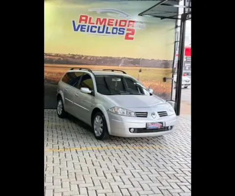 Renault MEGANE 1.6 DYNAMIQUE GRAND TOUR 16V FLEX 4P MANUAL