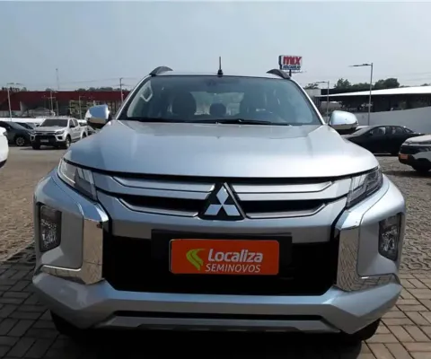 Mitsubishi L200 triton 2023 2.4 16v turbo diesel sport hpe cd 4p 4x4 automático