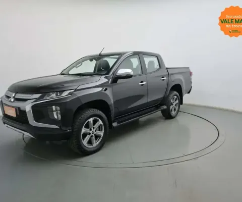 Mitsubishi L200 triton 2022 2.4 16v turbo diesel sport hpe cd 4p 4x4 automático