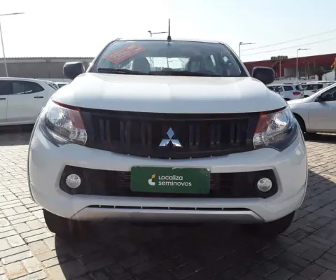 Mitsubishi L200 triton 2023 2.4 16v turbo diesel gl cd 4x4 manual