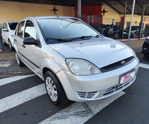 FIESTA 1.0 MUITO BEM CONSERVADO, COMPLETO MENOS DIREÇÃO HID.