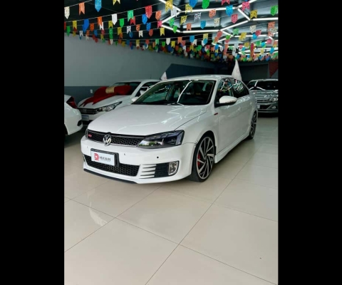 VOLKSWAGEN JETTA Comfortline  2.0 T.Flex 8V 4p Mec.