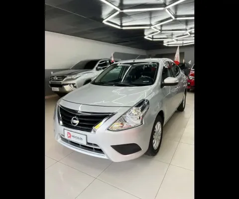 NISSAN VERSA SV 1.6 16V FlexStart 4p Aut.
