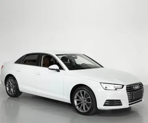 AUDI A4 à venda.