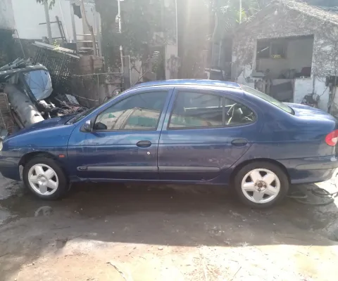 RENAULT MEGANE à venda.