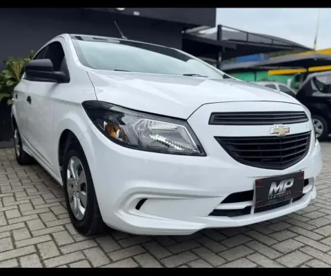 Chevrolet Onix HATCH Joy 1.0 8V Flex 5p Mec.  - Branca - 2018/2019
