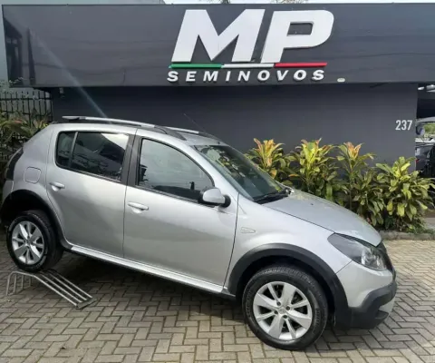 Renault Sandero STEPWAY Hi-Flex 1.6 16V 5p Aut.  - Prata - 2013/2013