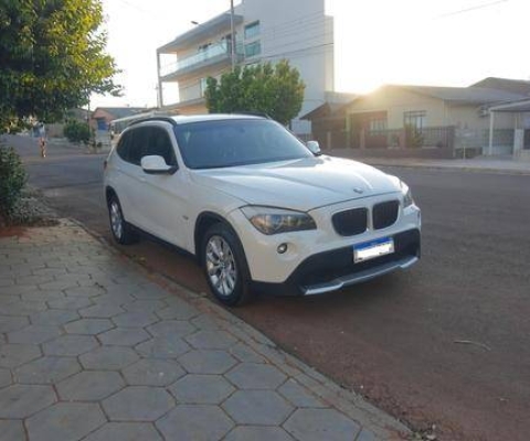 BMW X1 à venda.