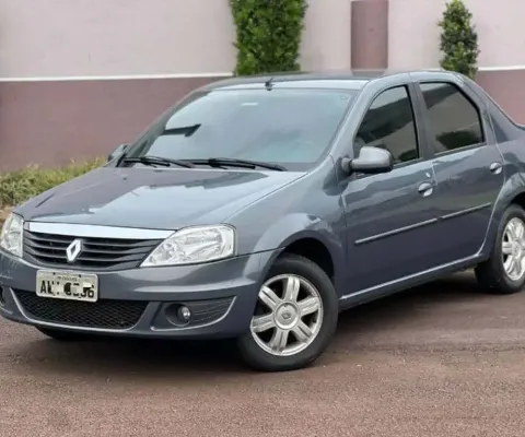 LOGAN Expression Hi-Flex 1.6 16V 4p Aut 2013 Renault