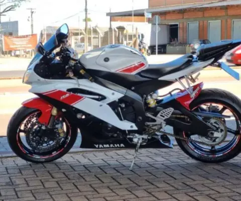 YZF 600 cc  2008 YAMAHA