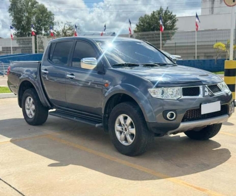 MITSUBISHI L200 TRITON 3.2 D 2013