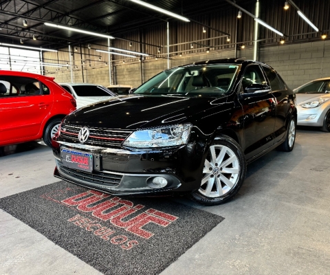 VW JETTA COMFORTLINE 2.0 FLEX AUT. 2013