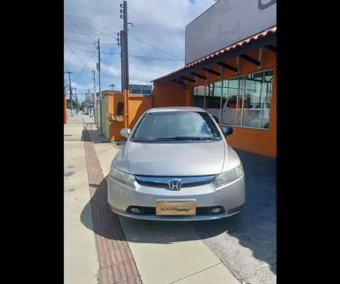 Honda CIVIC 1.8 LXS 16V GASOLINA 4P AUTOMÁTICO