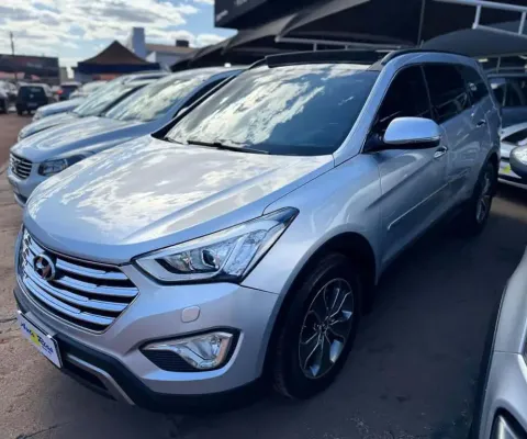 HYUNDAI GRAND SANTA FE 3.3 MPFI 4V4 7 LUGARES V6 270 CV 4P 2015