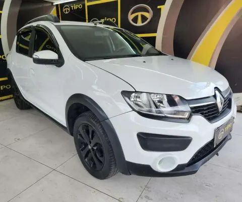 Renault sandero step 16r 2015