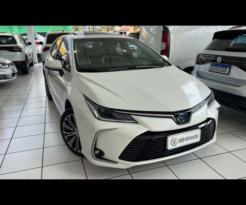 Toyota Corolla Altis Prem. 1.8 Aut. (Híbrido)  - Branca - 2021/2021