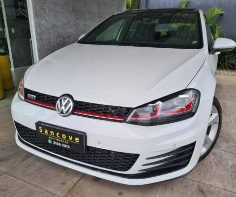 VOLKSWAGEN GOLF GTI AD 2015