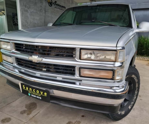 CHEVROLET SILVERADO D20 2001