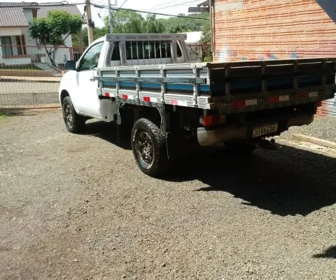TOYOTA HILUX à venda.