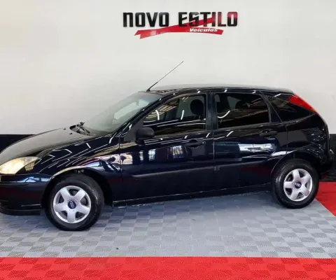 Focus Sedan 1.6/1.6 Flex 8V/16V 4p Mec.