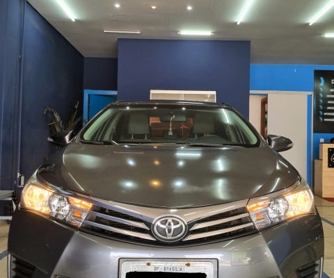 TOYOTA COROLLA à venda.