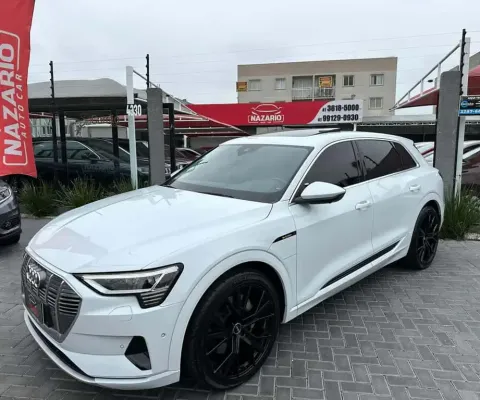 AUDI E-TRON.