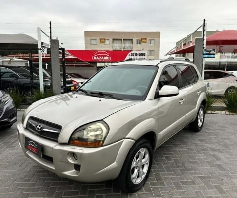 HYUNDAI TUCSON GLS 2.7 V6 4x4.