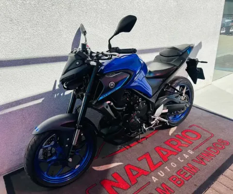 YAMAHA MT-03.