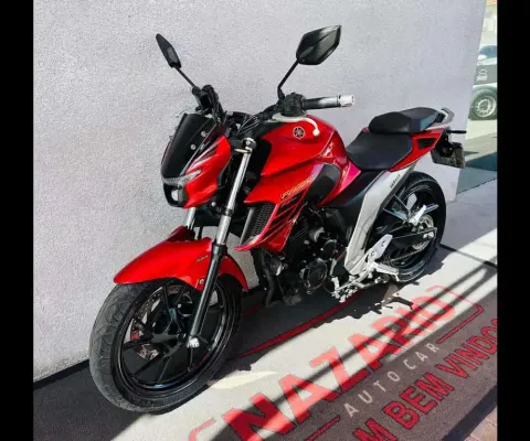 YAMAHA FZ25.