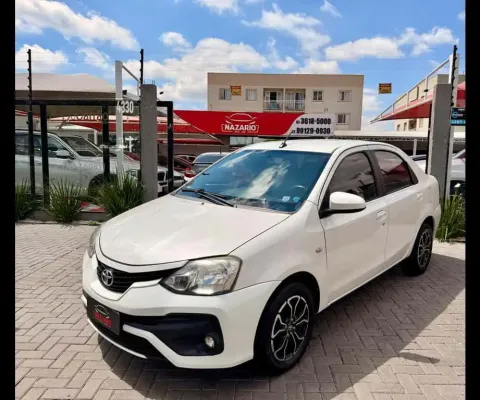 Toyota etios x sedan 1.5.