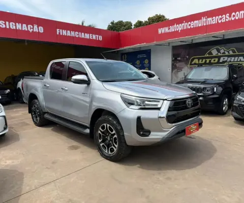 TOYOTA HILUX 2.8 TDI SRX PLUS CD 4X4 4P