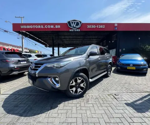 TOYOTA HILUX SW4 SRX DIAMO 4X4 2.8 TB DIE AUT 2019