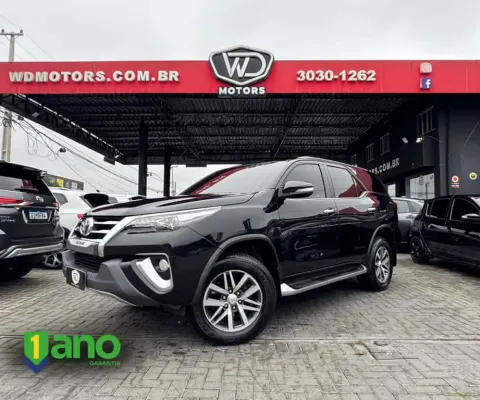 Hilux sw4 srx 4x4 2.8 tdi 16v dies aut 2017