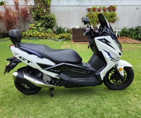  BEE  GT 200 à venda.