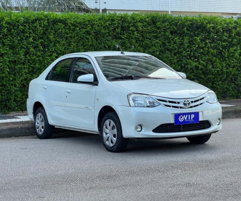 TOYOTA ETIOS XS 1.5 Flex 16V 5p Aut.