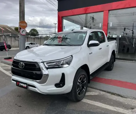 TOYOTA HILUX 2.8 SRX 4X4 2.8 TDI 16V DIESEL AUT 2025