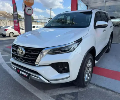 TOYOTA HILUX SWSRXA4FD 2024