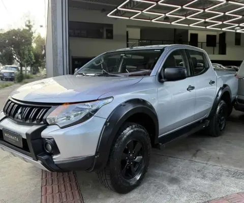 Mitsubishi L200 triton 2021 2.4 16v turbo diesel sport gl cd 4p 4x4 manual