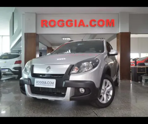 RENAULT SANDERO STEPWAY Hi-Flex 1.6 16V 5p Aut.