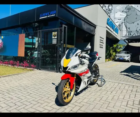 YAMAHA YZF R3 WGP 60TH 2023