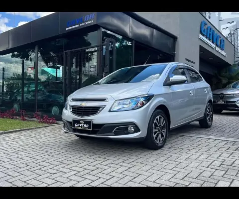 Chevrolet onix 1.4mt ltz 2015