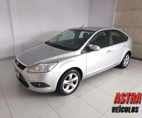 Ford focus hatch 1.6 flex 2013