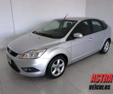 Ford focus hatch 1.6 flex 2013