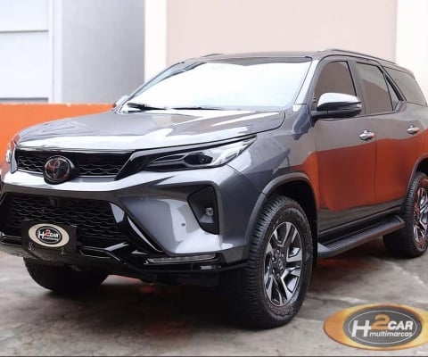 Toyota Hilux SW4 SRX Platinum
